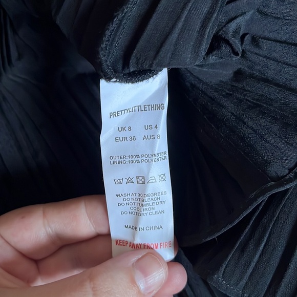 Prettylittlething Black LBD Ruffle Frill Detail Pleated Skater Mini Dress 4 - Picture 13 of 16